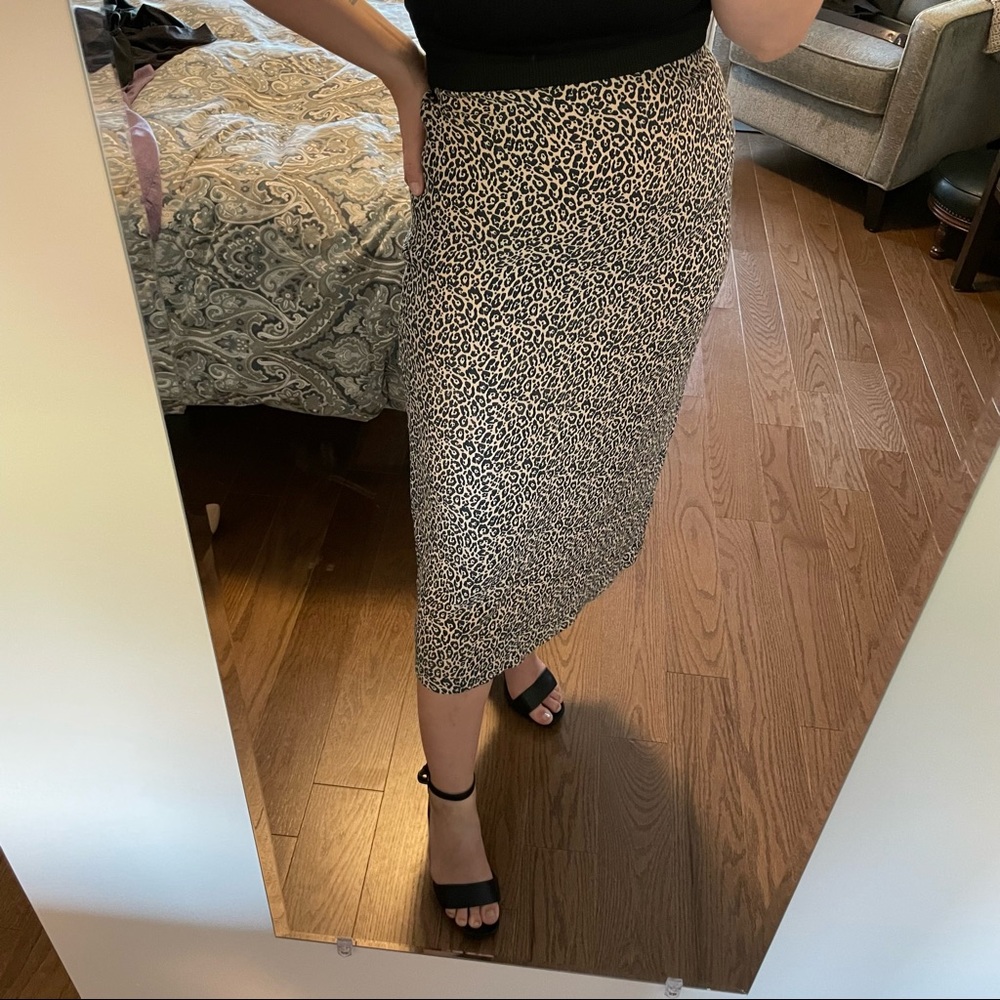 American Eagle Outfitters Leopard Print Midi Skirt - Picture 3 of 6
